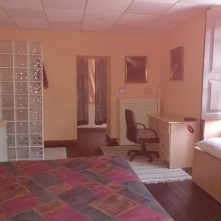 Residencia Conejos - Bike & Motorbike Kwatera prywatna *