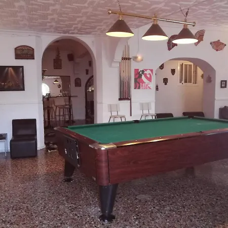 Kwatera prywatna Residencia Conejos - Bike & Motorbike